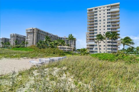 A home in Lauderdale By The Sea