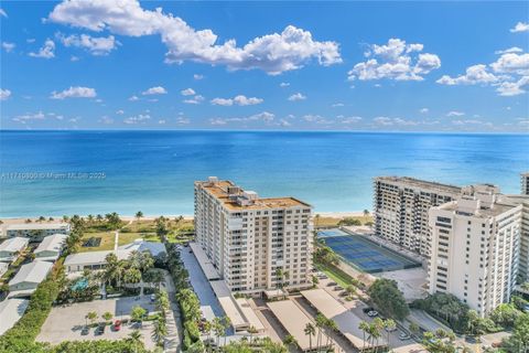 A home in Lauderdale By The Sea