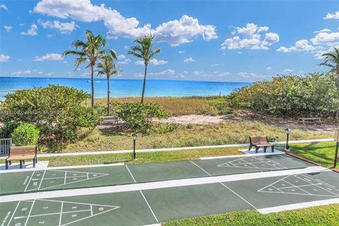 A home in Lauderdale By The Sea