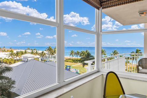 A home in Lauderdale By The Sea