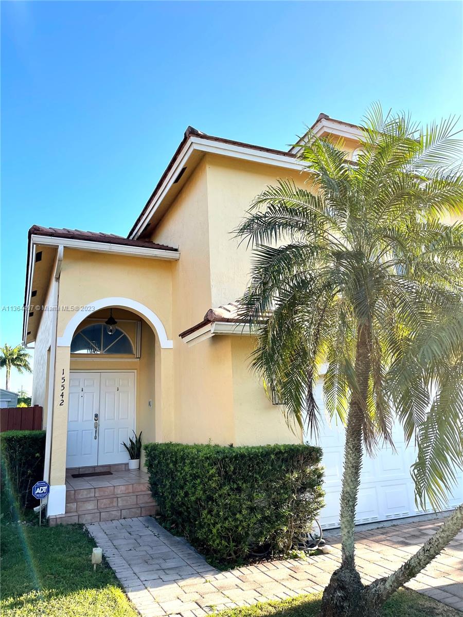 OAK CREEK - Residential