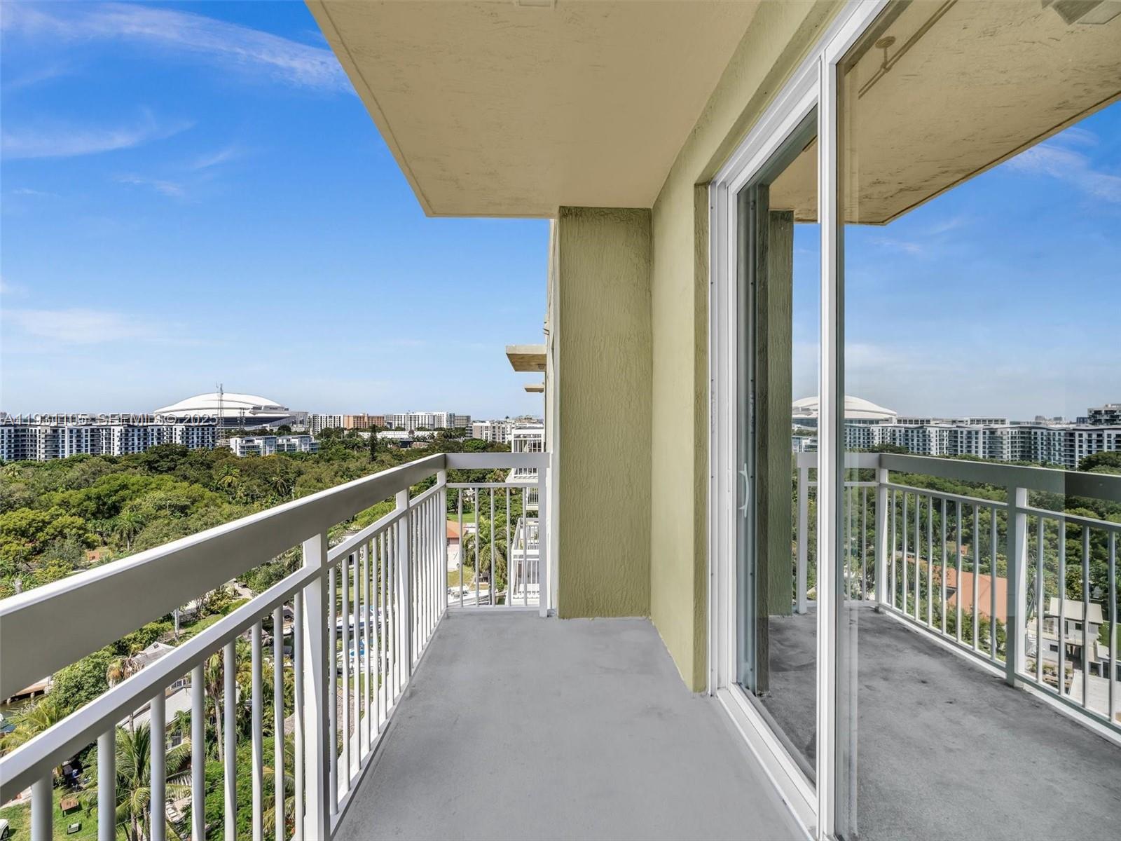 SEYBOLD POINTE CONDO - Residential Lease