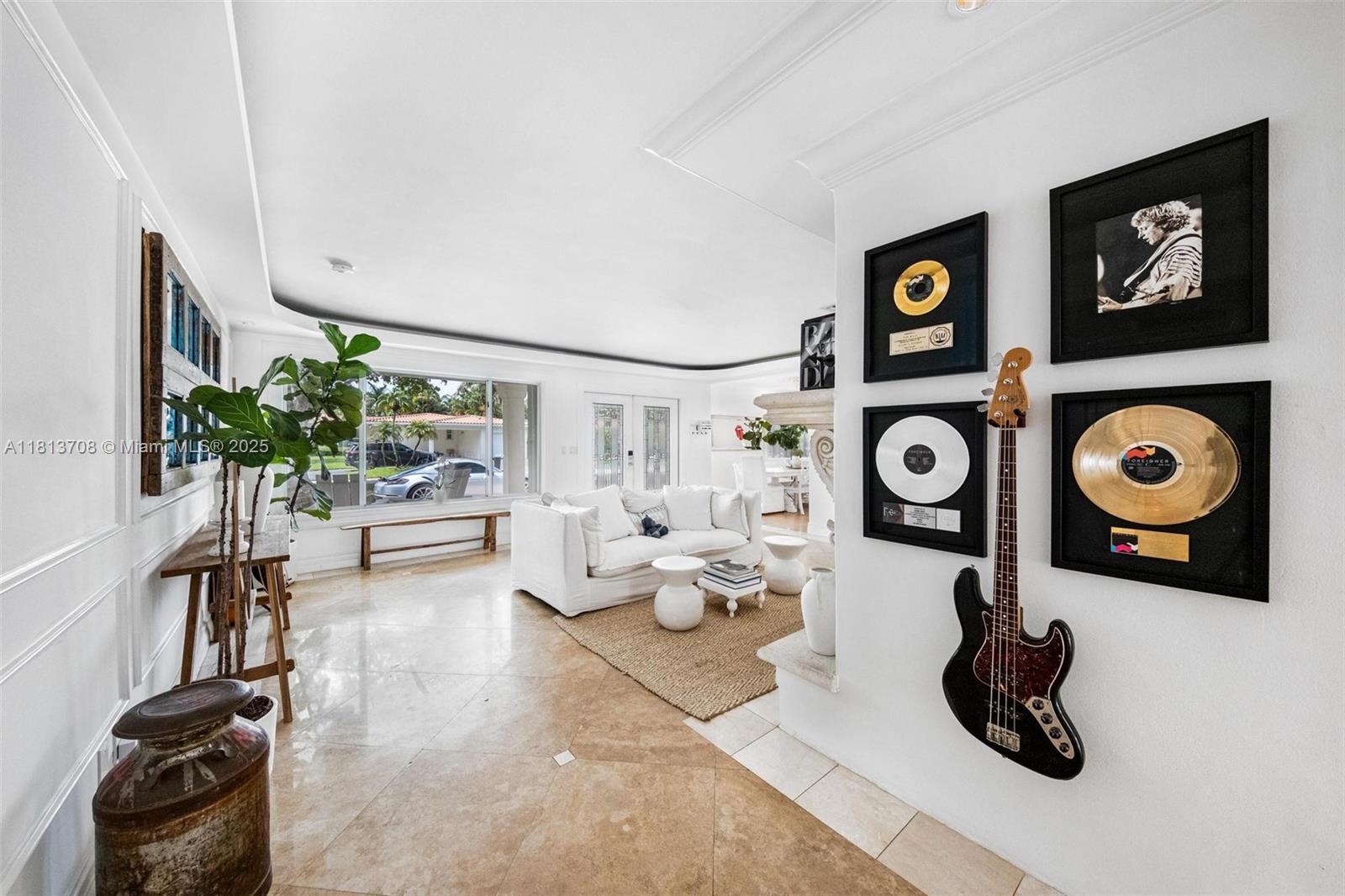 BAY LURE - Residential