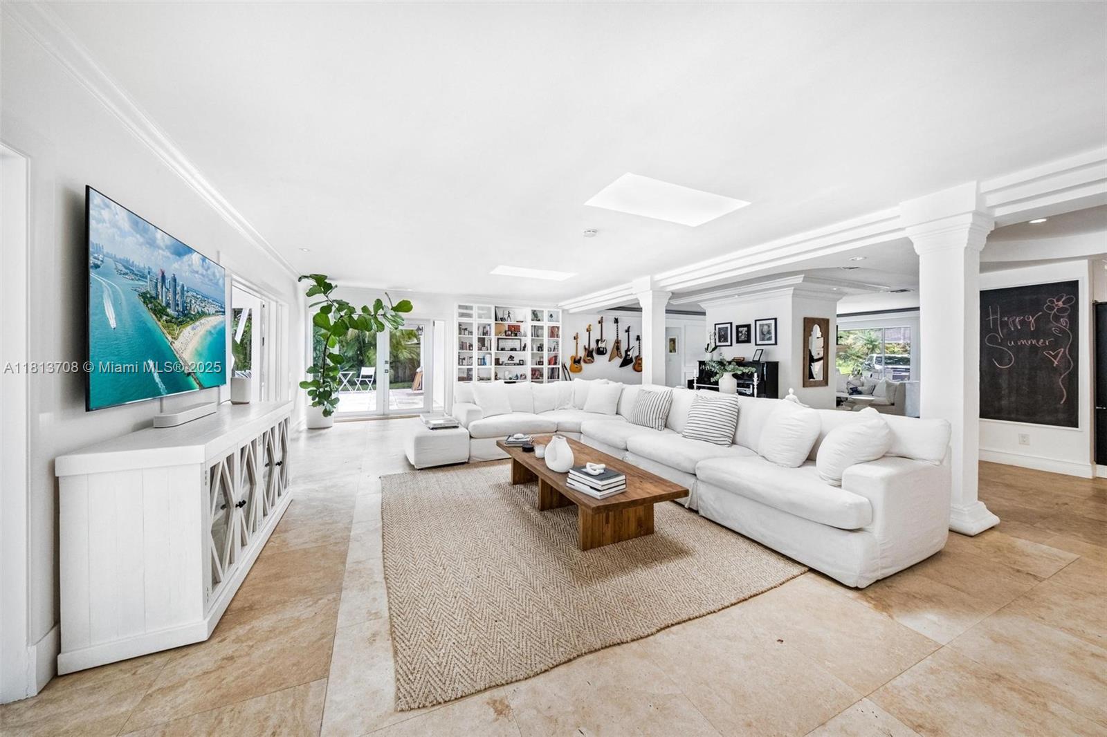 BAY LURE - Residential