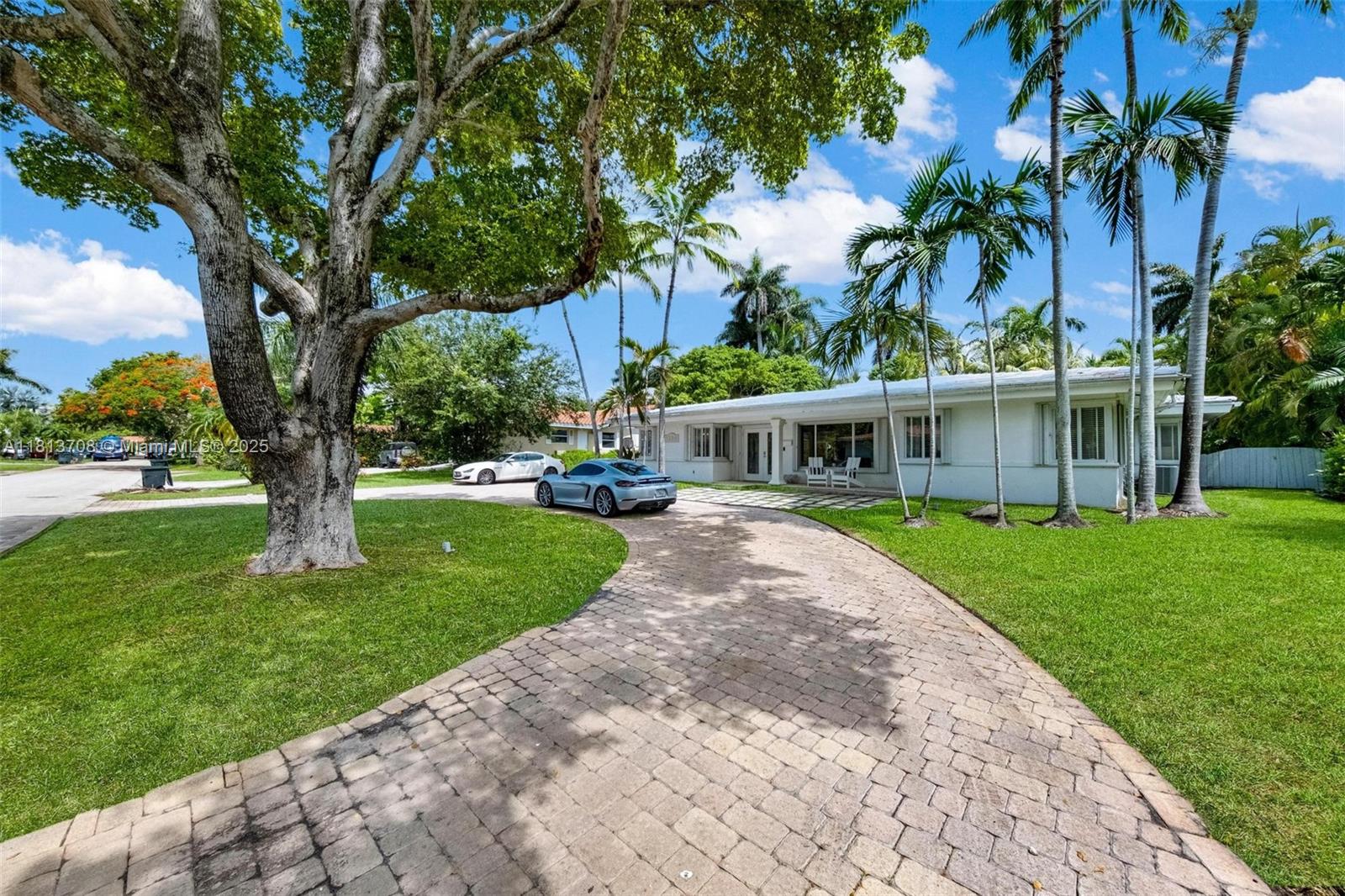 BAY LURE - Residential