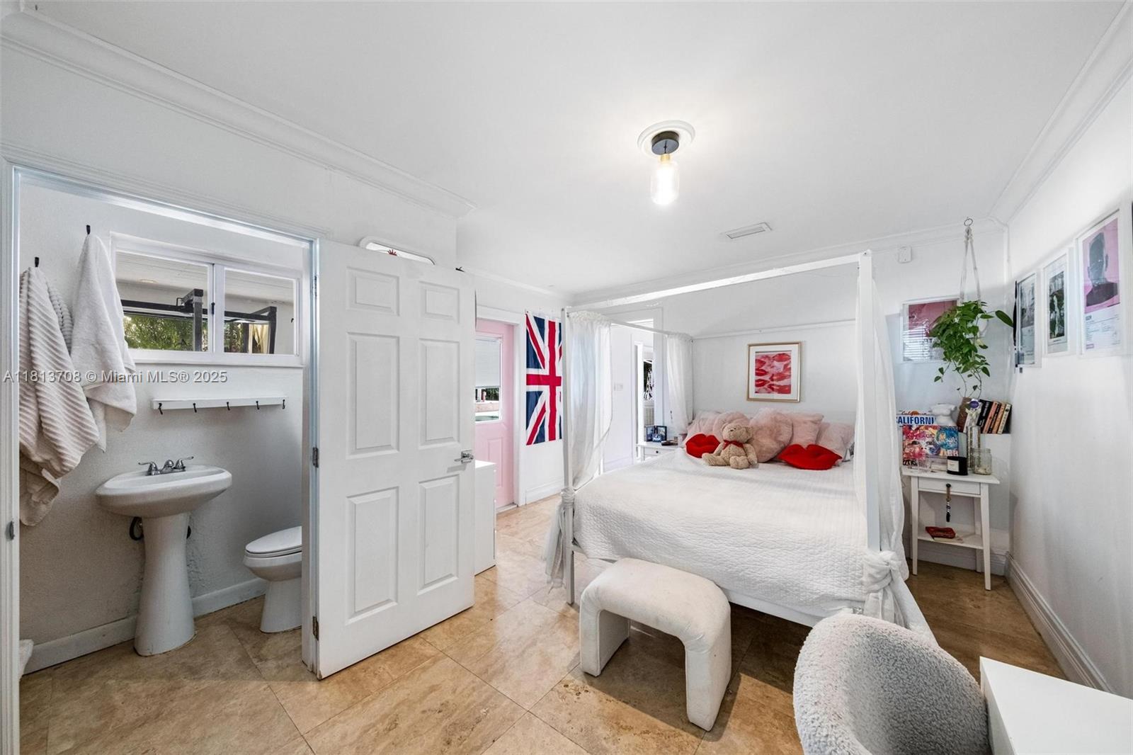 BAY LURE - Residential