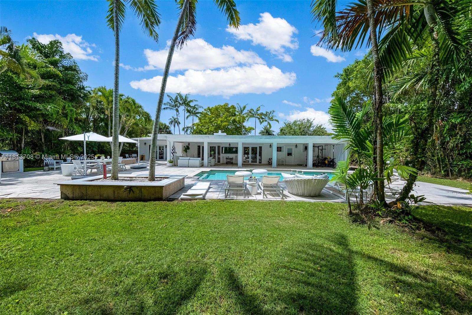 BAY LURE - Residential