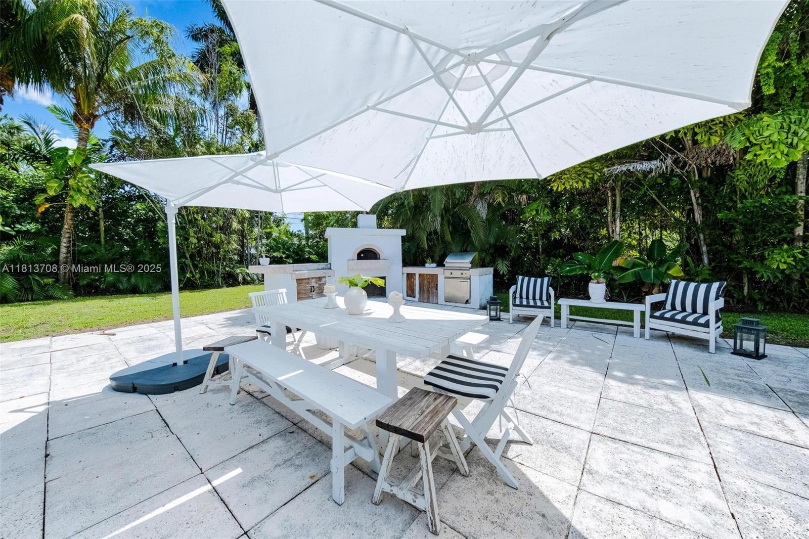 BAY LURE - Residential