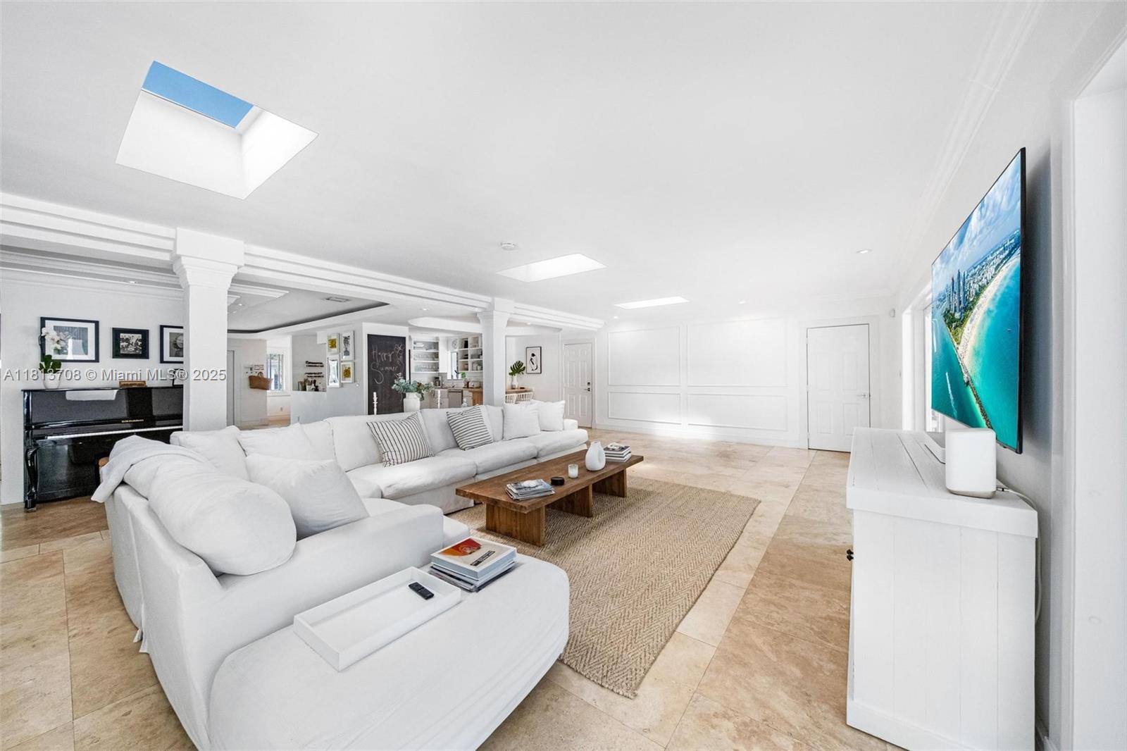 BAY LURE - Residential