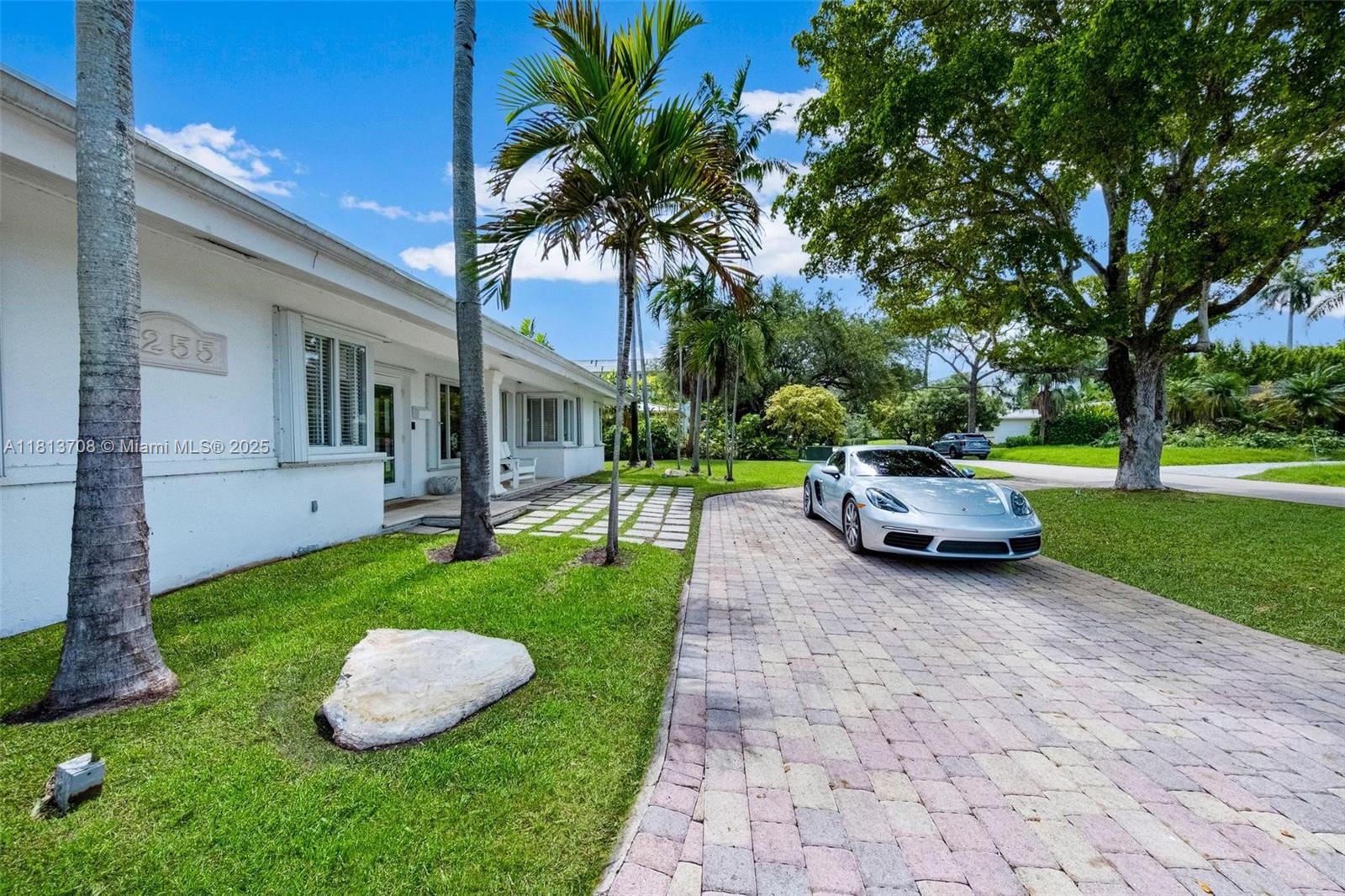 BAY LURE - Residential