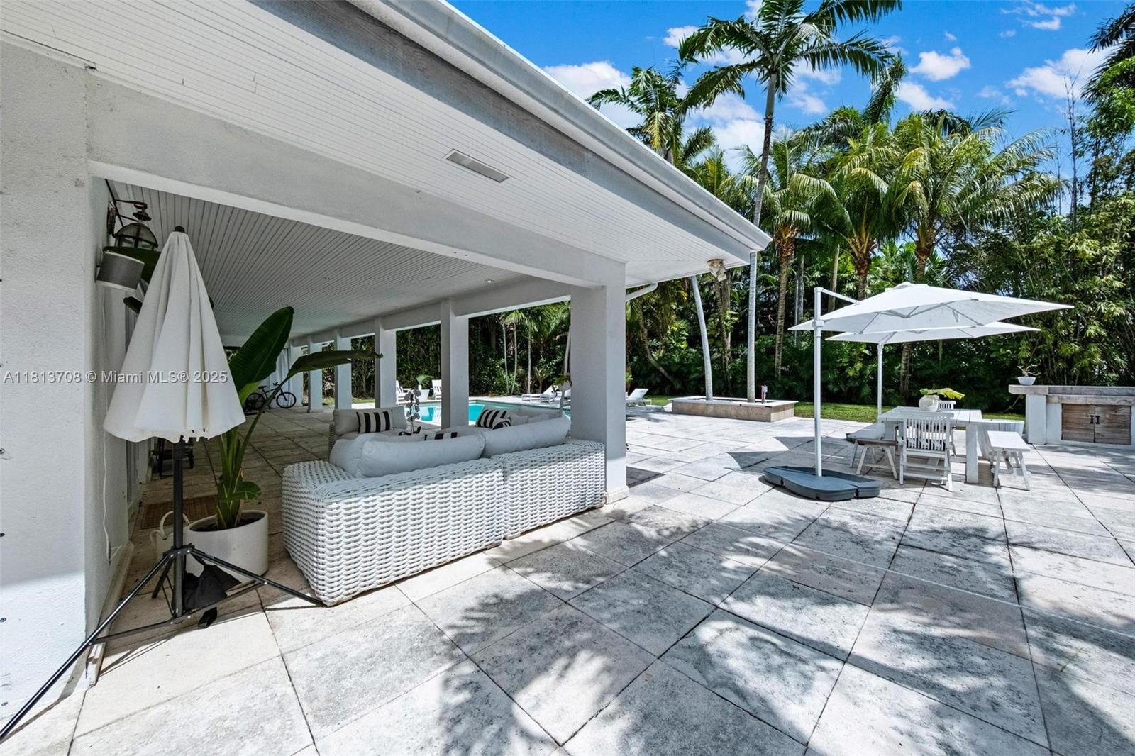 BAY LURE - Residential