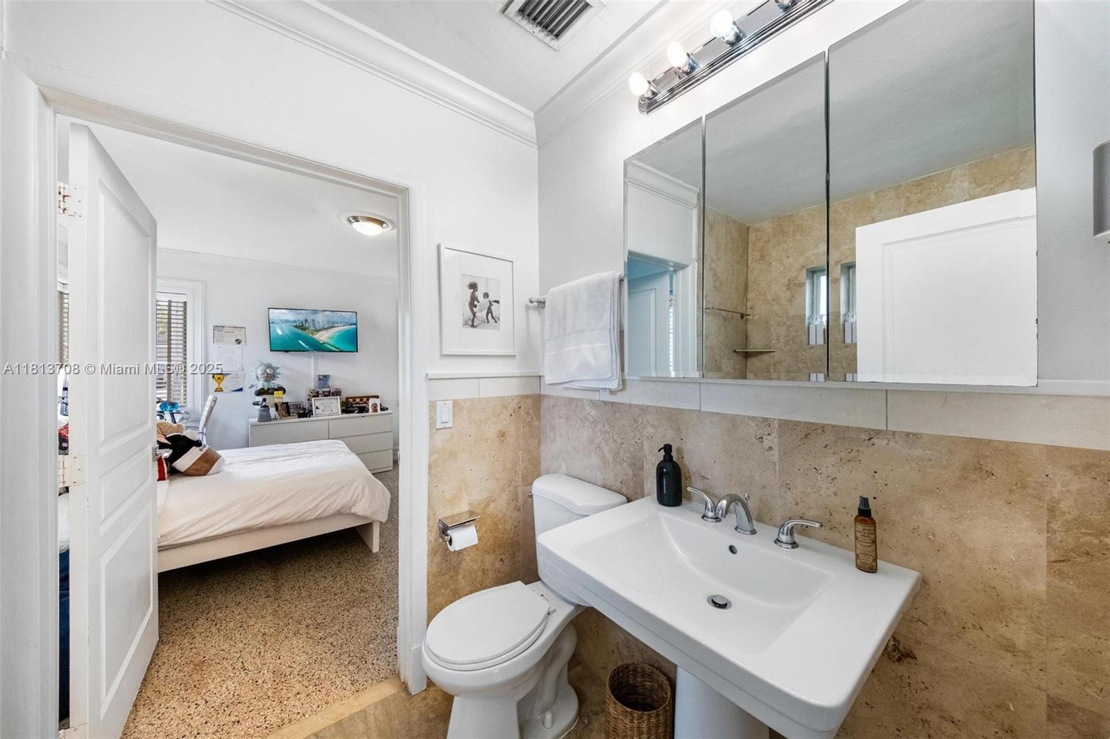 BAY LURE - Residential