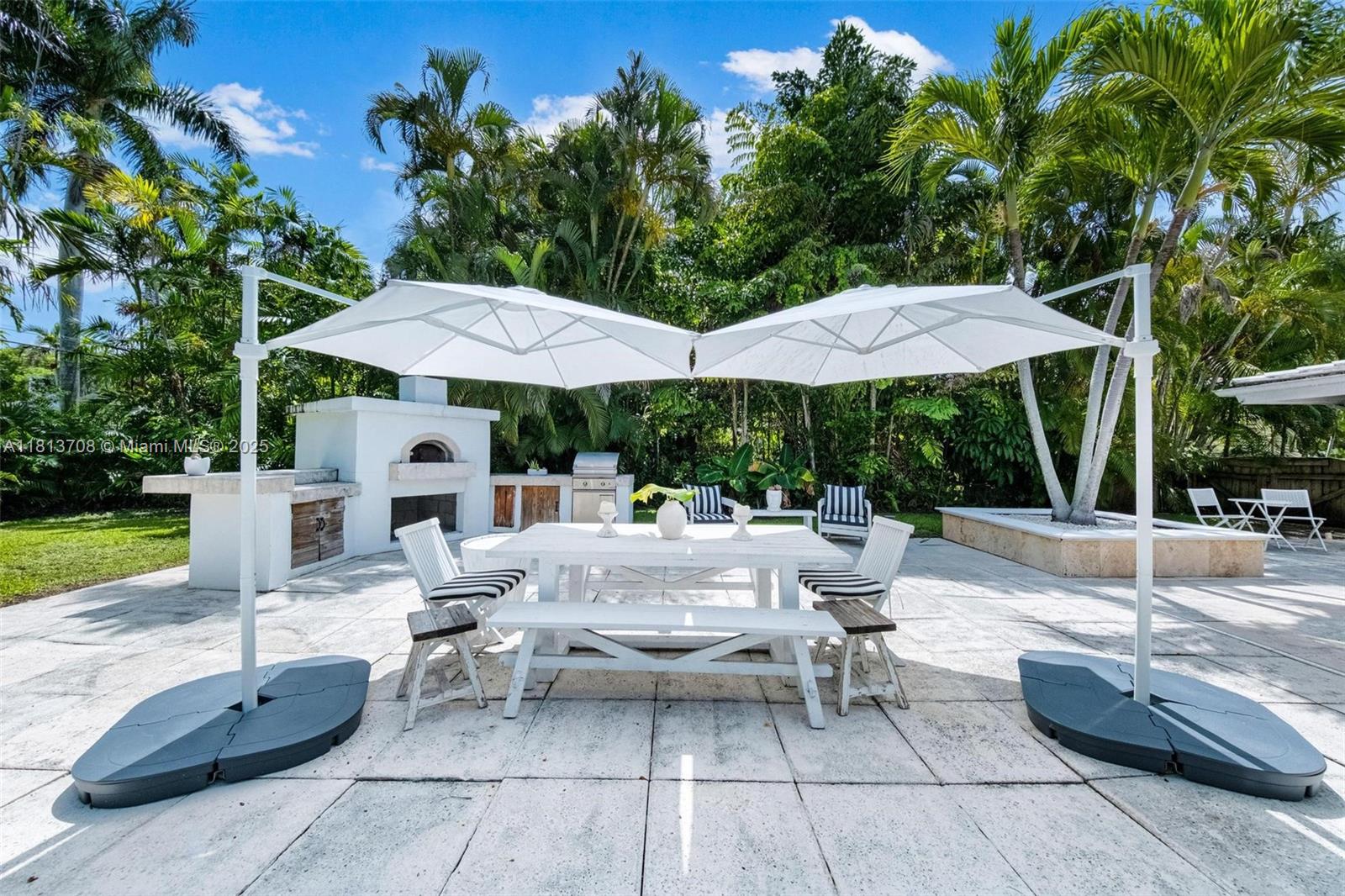 BAY LURE - Residential