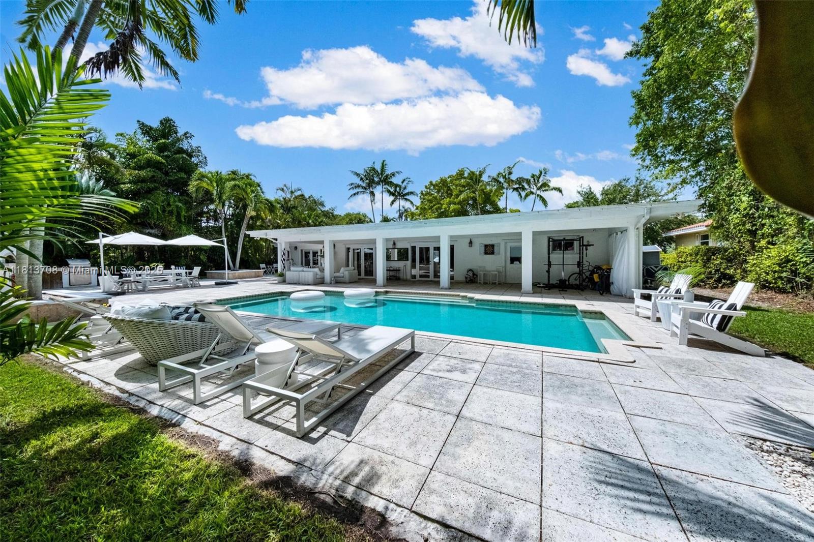 BAY LURE - Residential