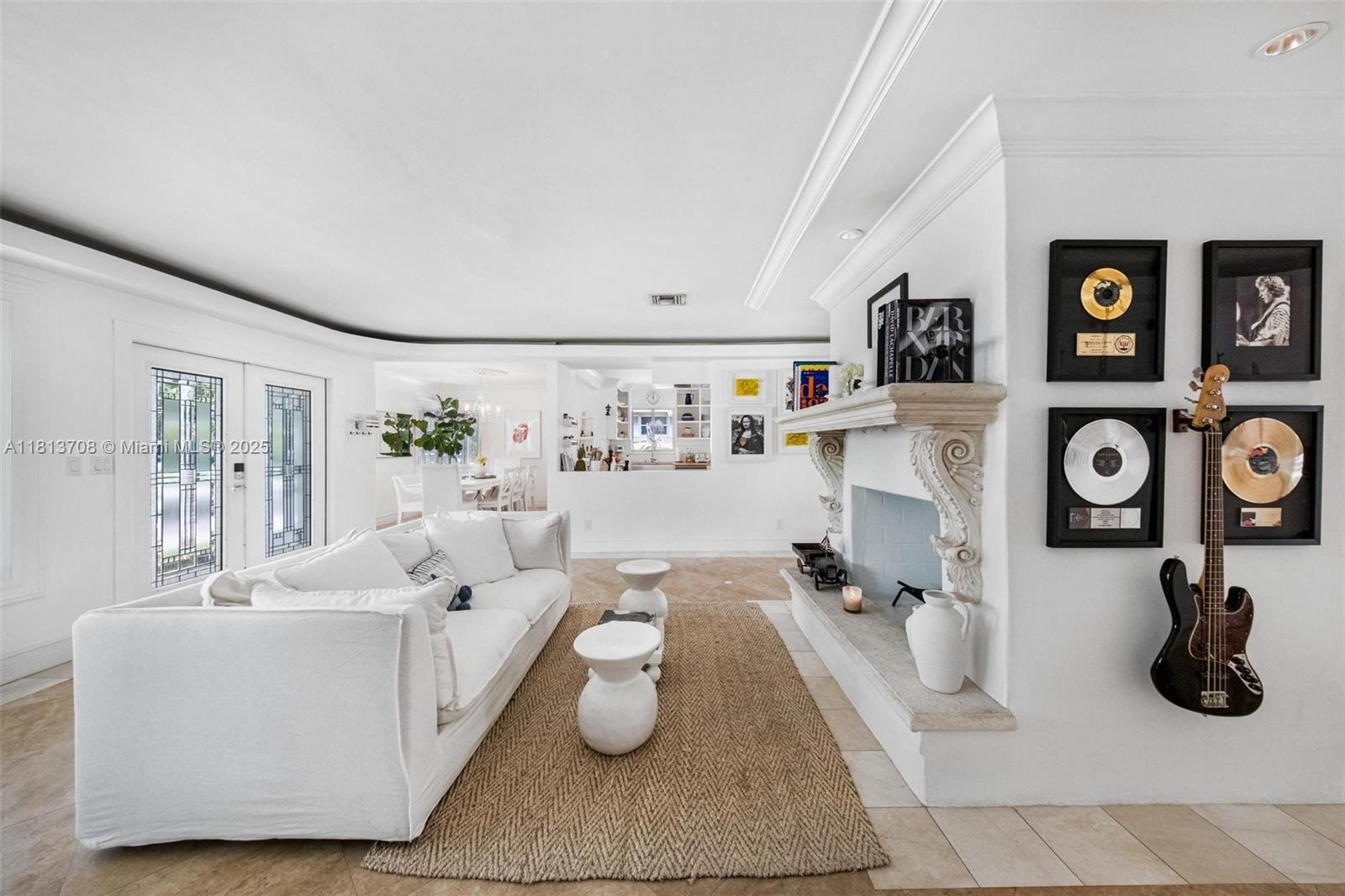 BAY LURE - Residential