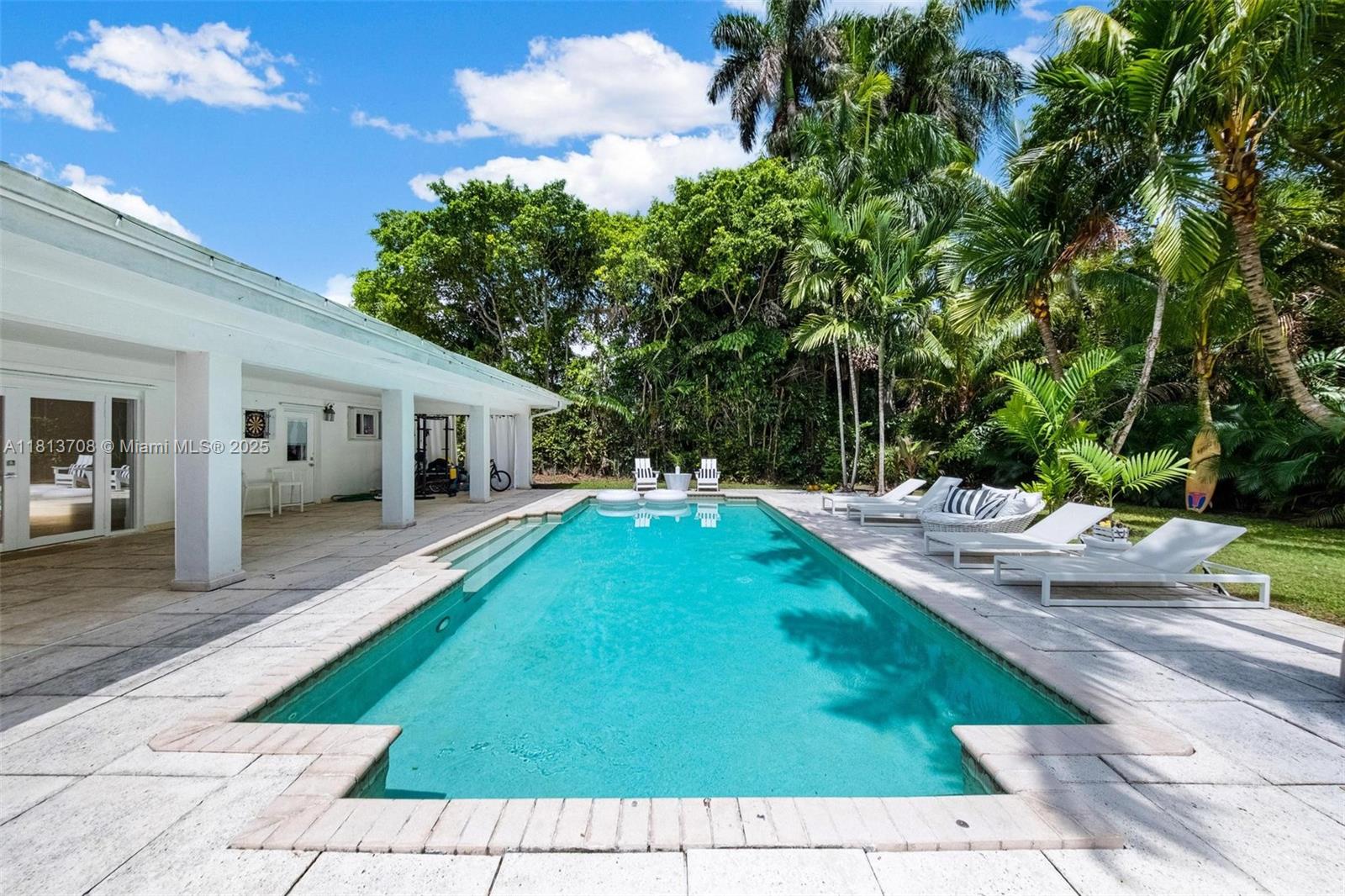 BAY LURE - Residential