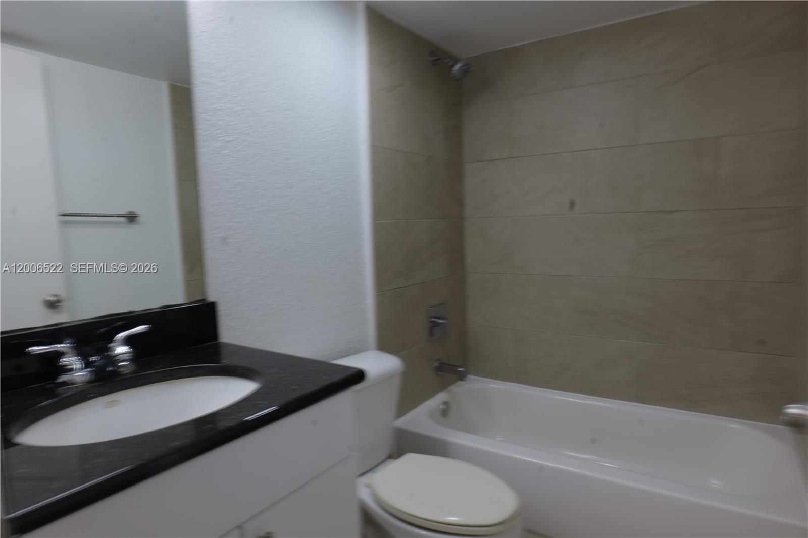 VISCONTI CONDO - Residential