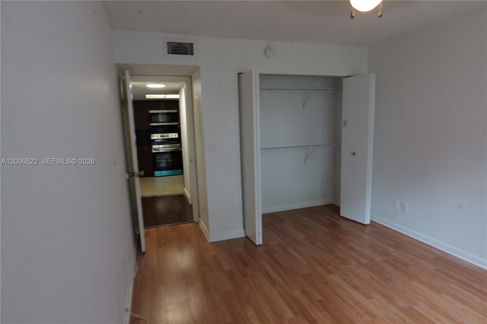 VISCONTI CONDO - Residential