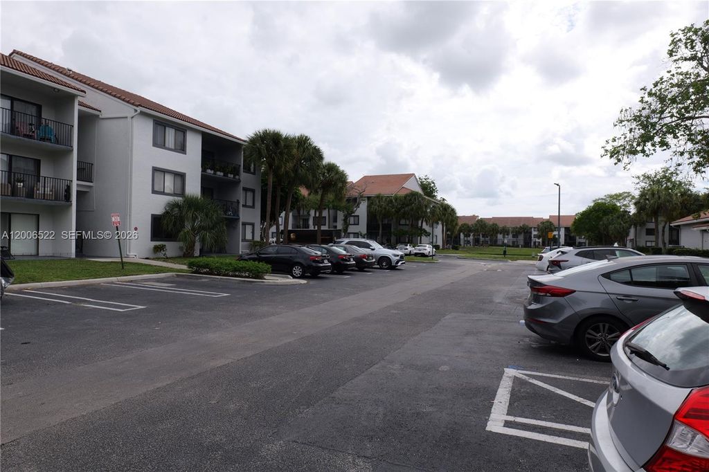 Photo of 9200 W Atlantic Blvd #1417, Coral Springs, FL 33071 (MLS # A12006522)