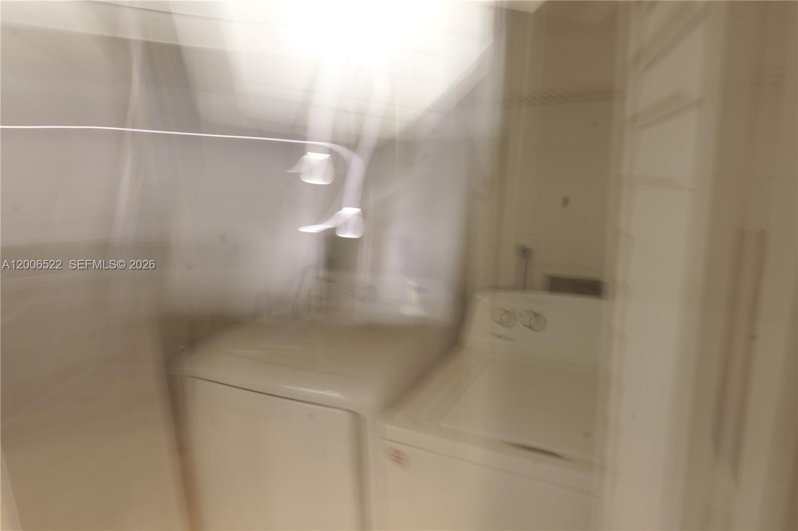 VISCONTI CONDO - Residential