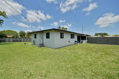Tiny photo for 8350 SW 12th Ter, Miami, FL 33144 (MLS # A12011752)