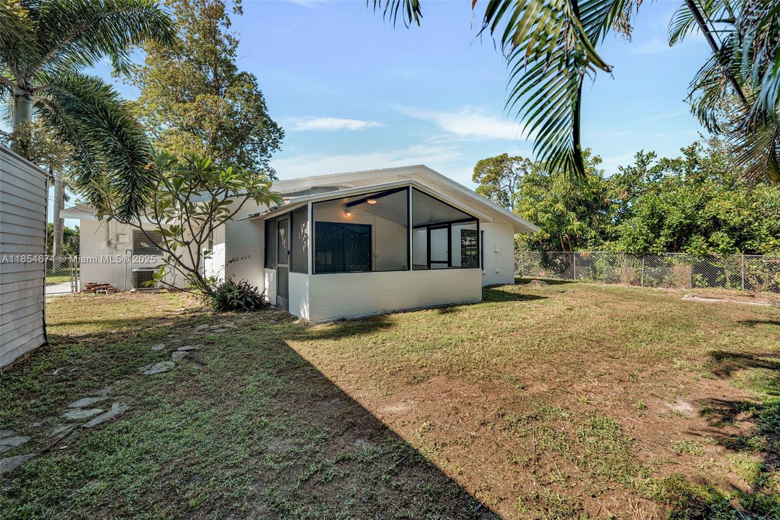 MCGREGOR GROVES - Residential