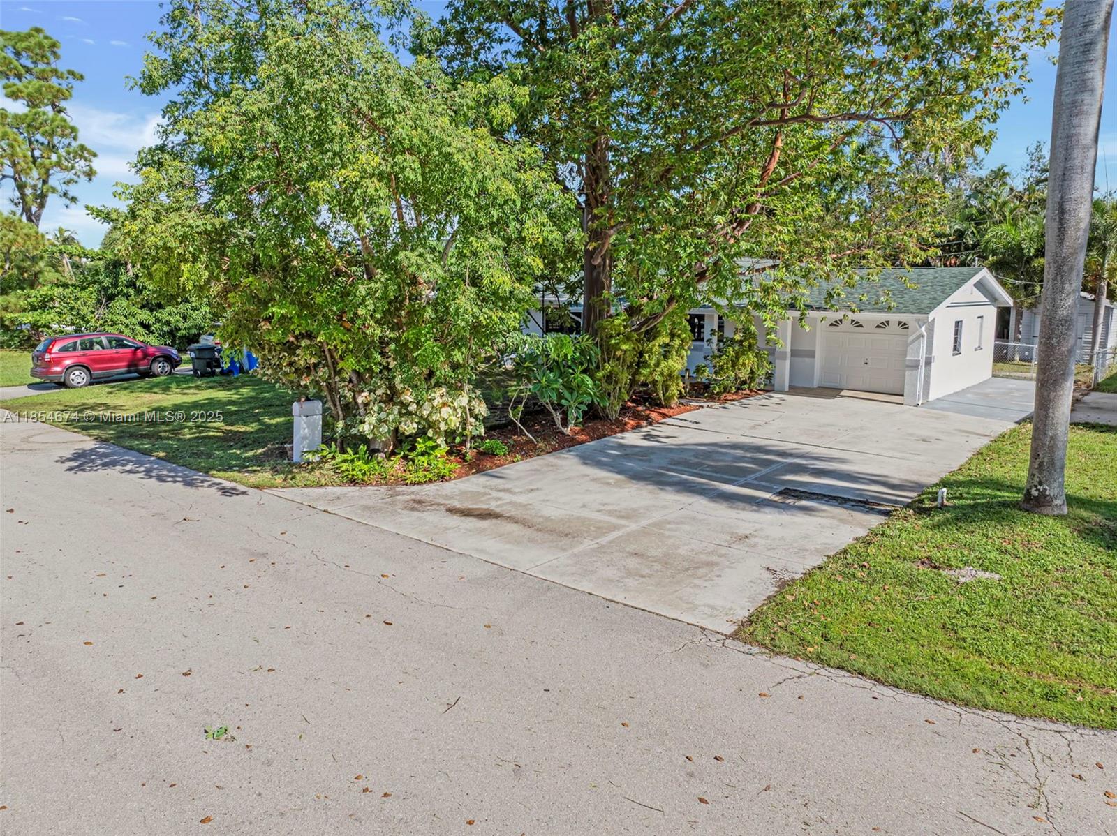 MCGREGOR GROVES - Residential