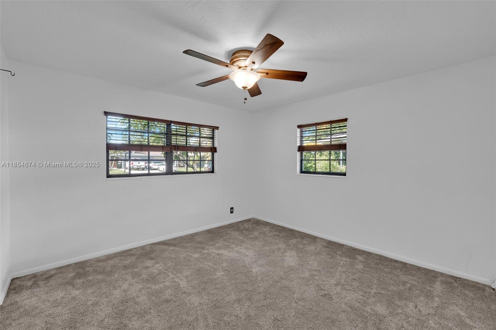 MCGREGOR GROVES - Residential