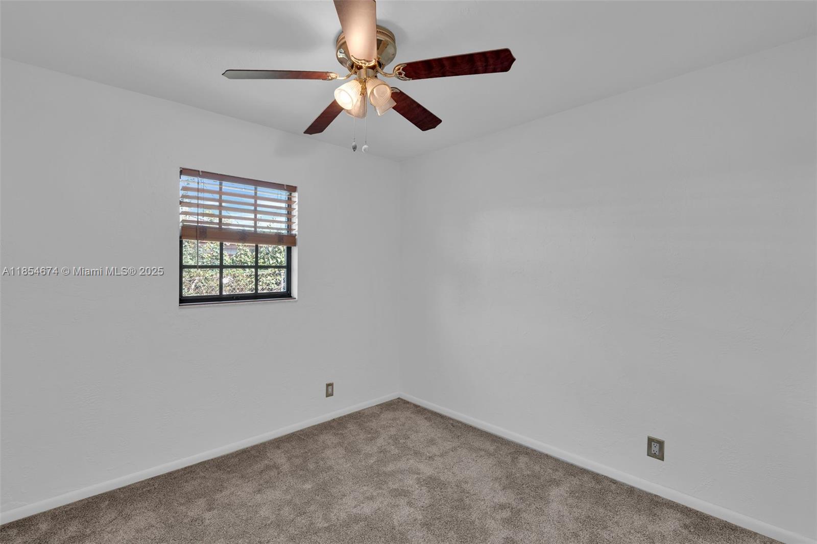 MCGREGOR GROVES - Residential