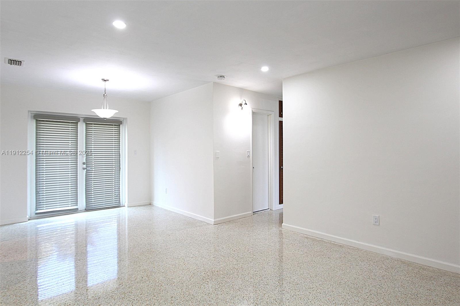 WESTWOOD ESTS 4TH ADDN - Residential Lease