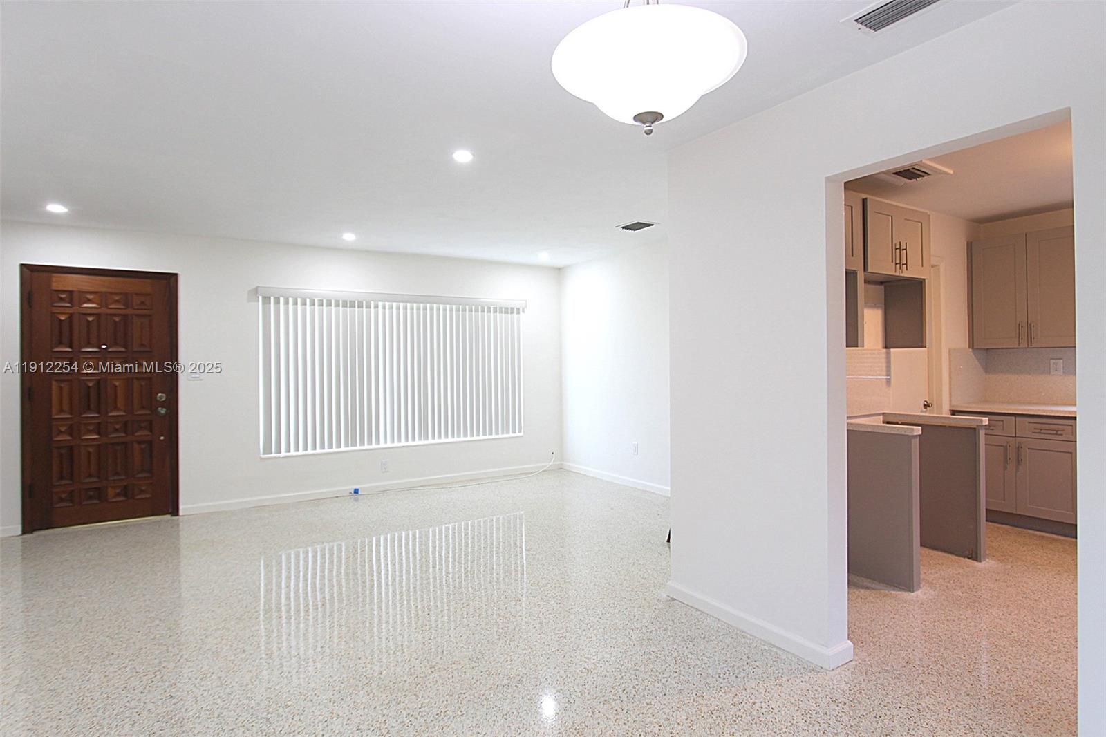 WESTWOOD ESTS 4TH ADDN - Residential Lease