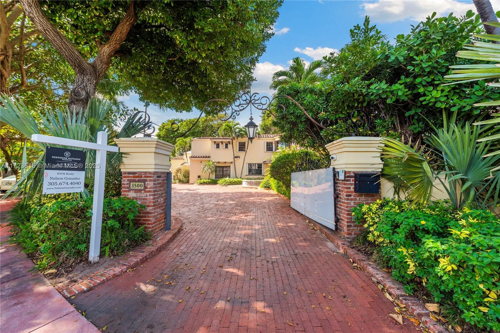 Miami Beach, Florida 33140, United States, 6 Bedrooms Bedrooms, ,7 BathroomsBathrooms,Residential,Active,19404