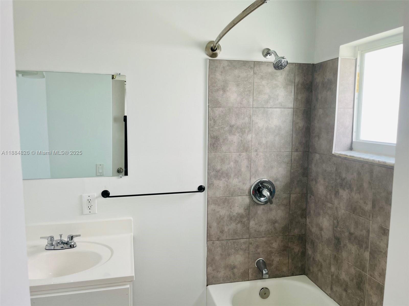 CANNON POINT - Residential Lease