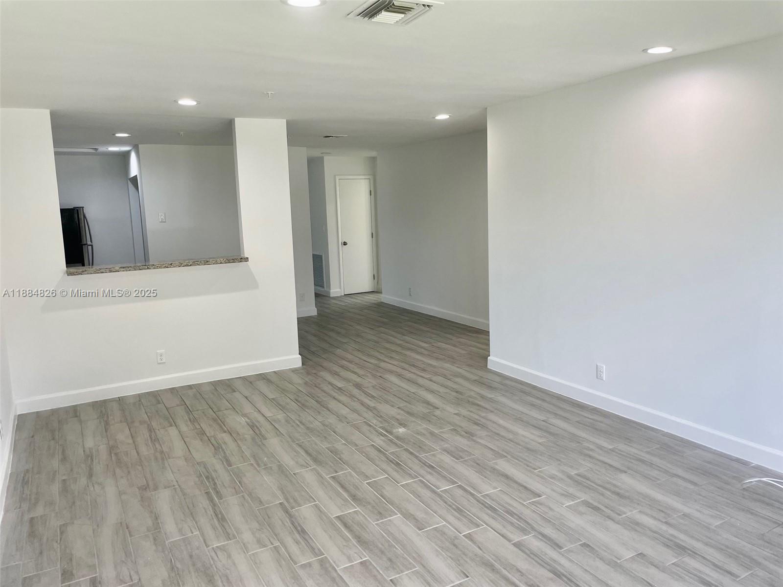 CANNON POINT - Residential Lease