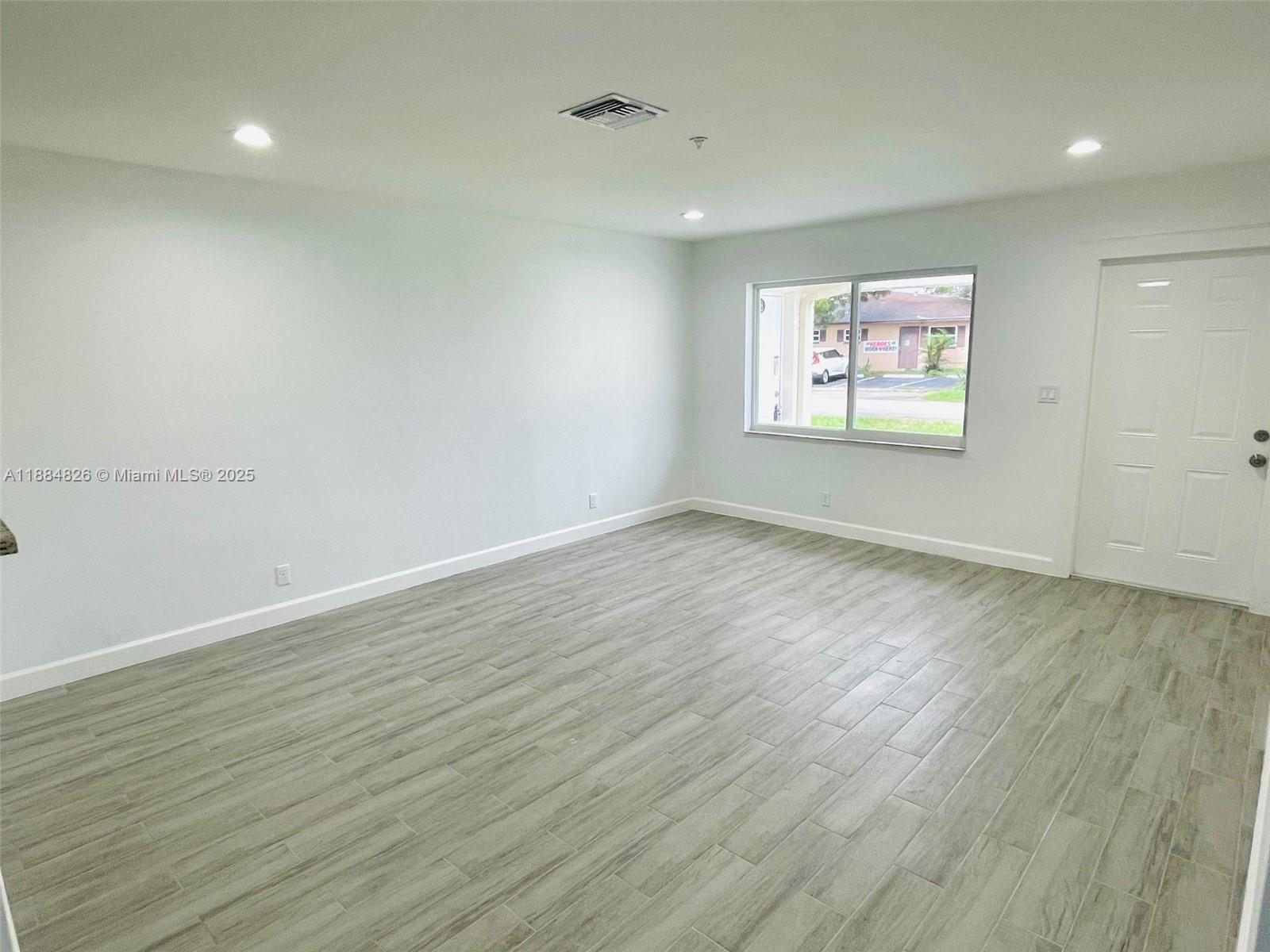 CANNON POINT - Residential Lease