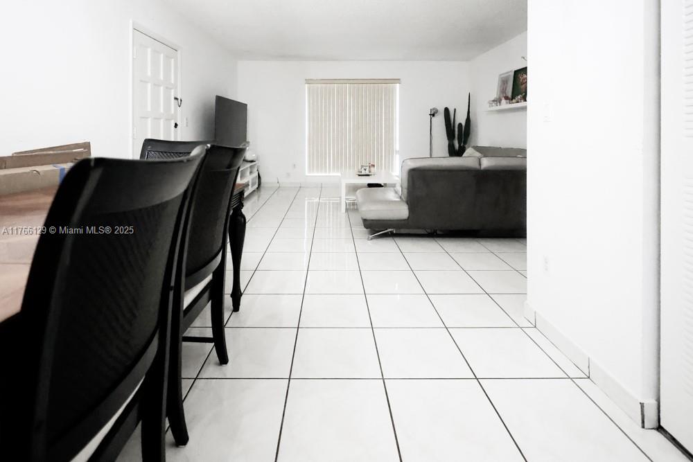 SPANISH TRACE CONDO - Residential