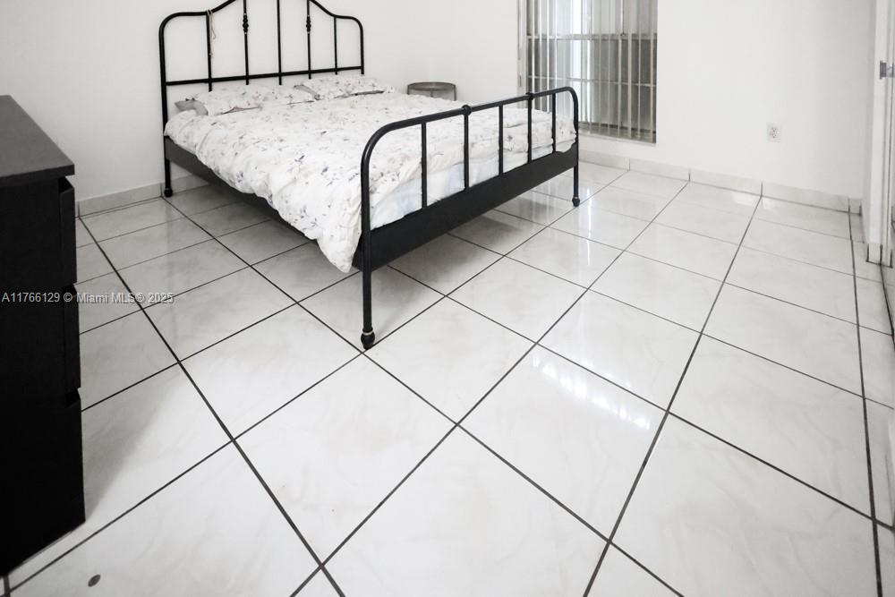 SPANISH TRACE CONDO - Residential