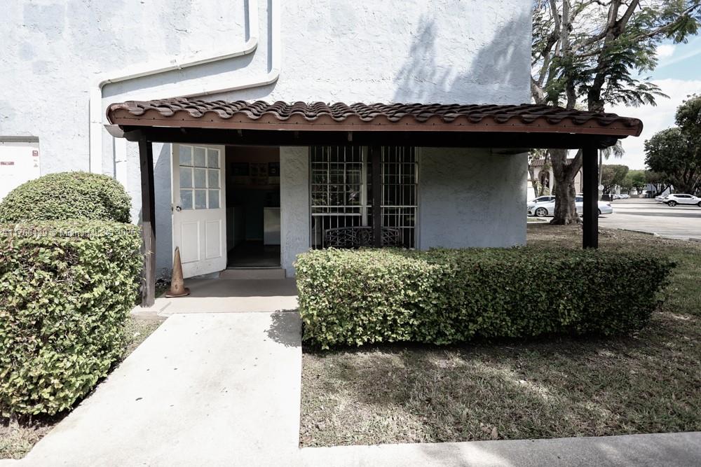 SPANISH TRACE CONDO - Residential