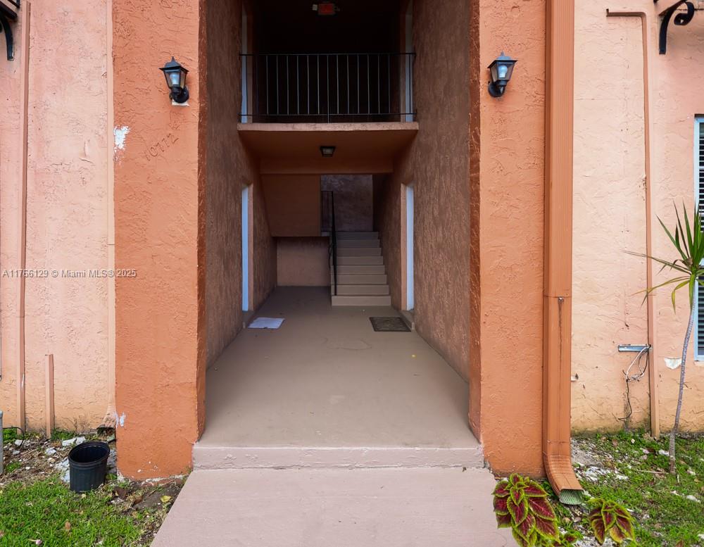 SPANISH TRACE CONDO - Residential