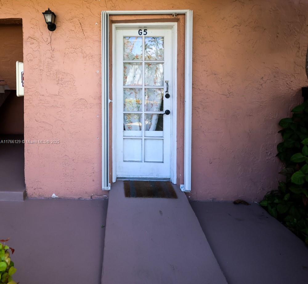 SPANISH TRACE CONDO - Residential