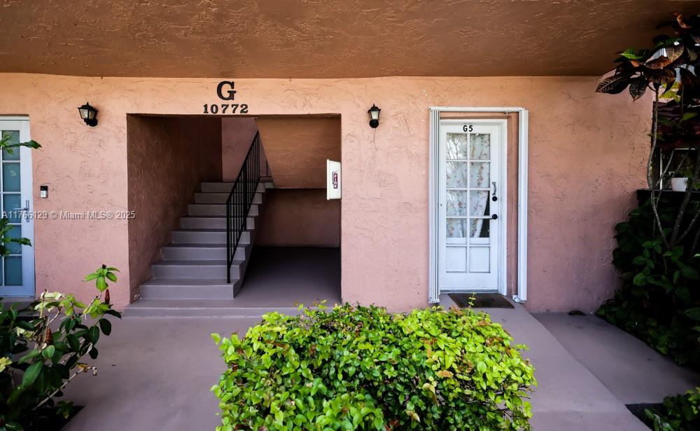 SPANISH TRACE CONDO - Residential