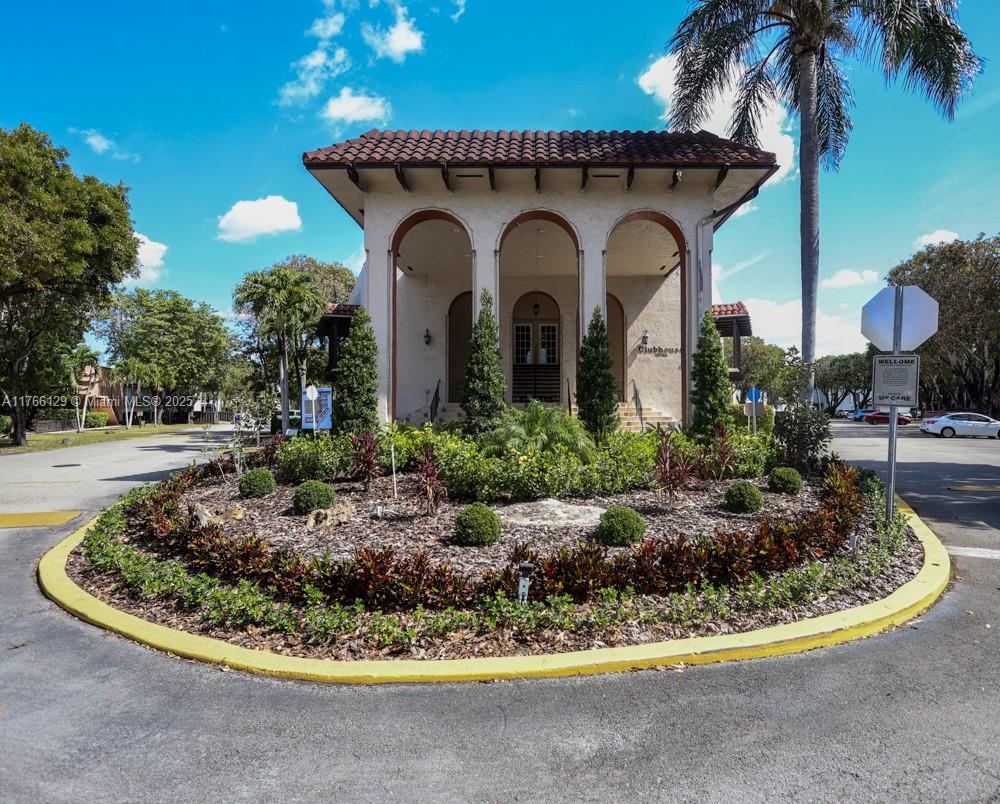 10772 N Kendall Dr G5
