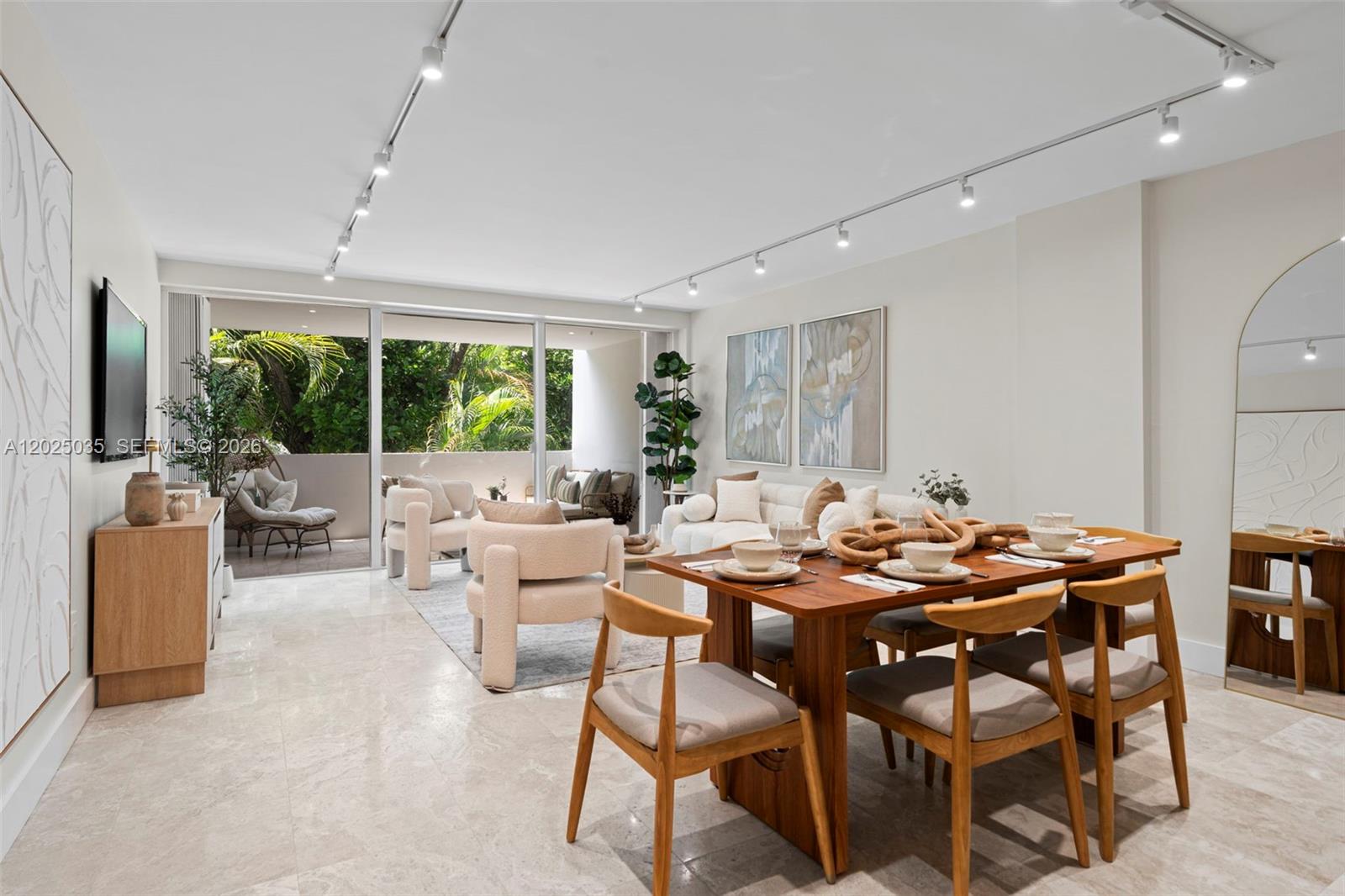 155 Ocean Lane Dr 205, Key Biscayne, FL, 33149/$1,100,000 4 155 Ocean Lane Dr 205