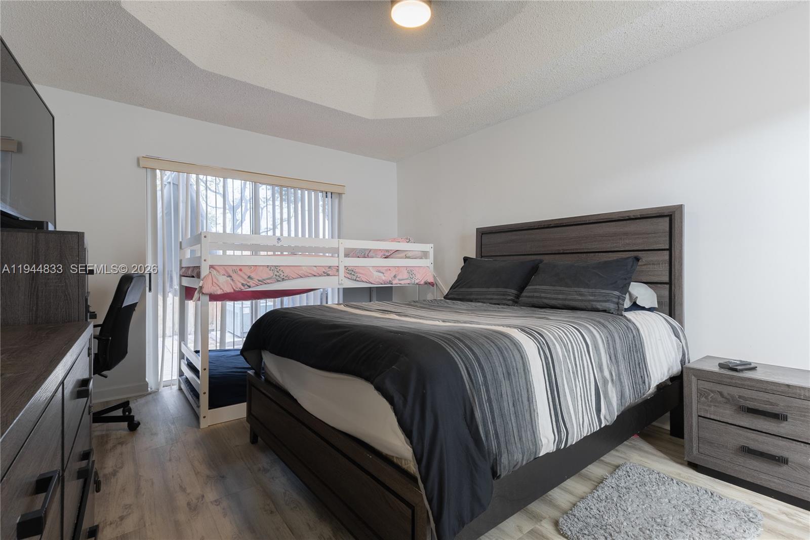 DORAL LANDINGS TOWNHOMES - Residential