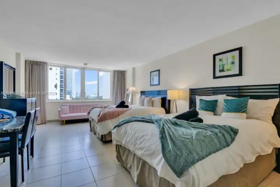 THE AVENTURA BEACH CLUB C - Residential