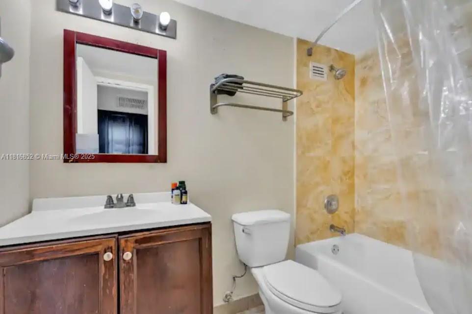 THE AVENTURA BEACH CLUB C - Residential