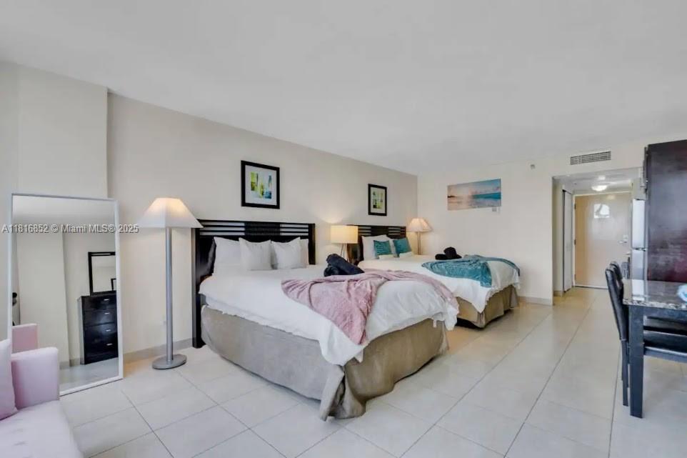 THE AVENTURA BEACH CLUB C - Residential