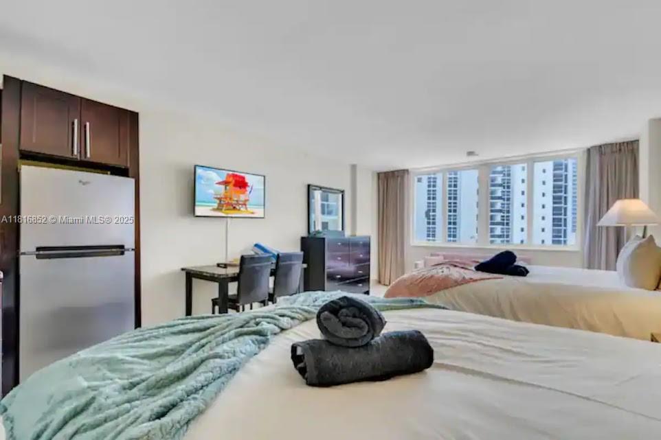 THE AVENTURA BEACH CLUB C - Residential
