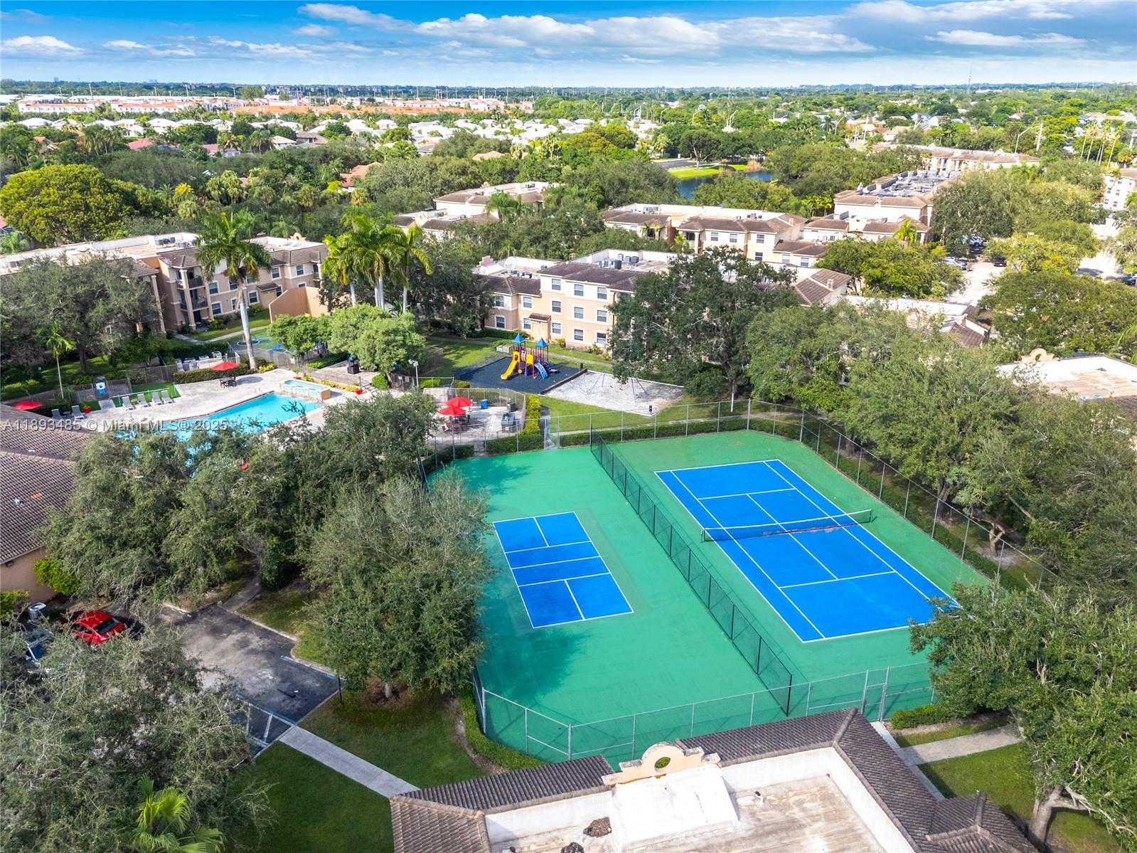 LANDINGS - Residential