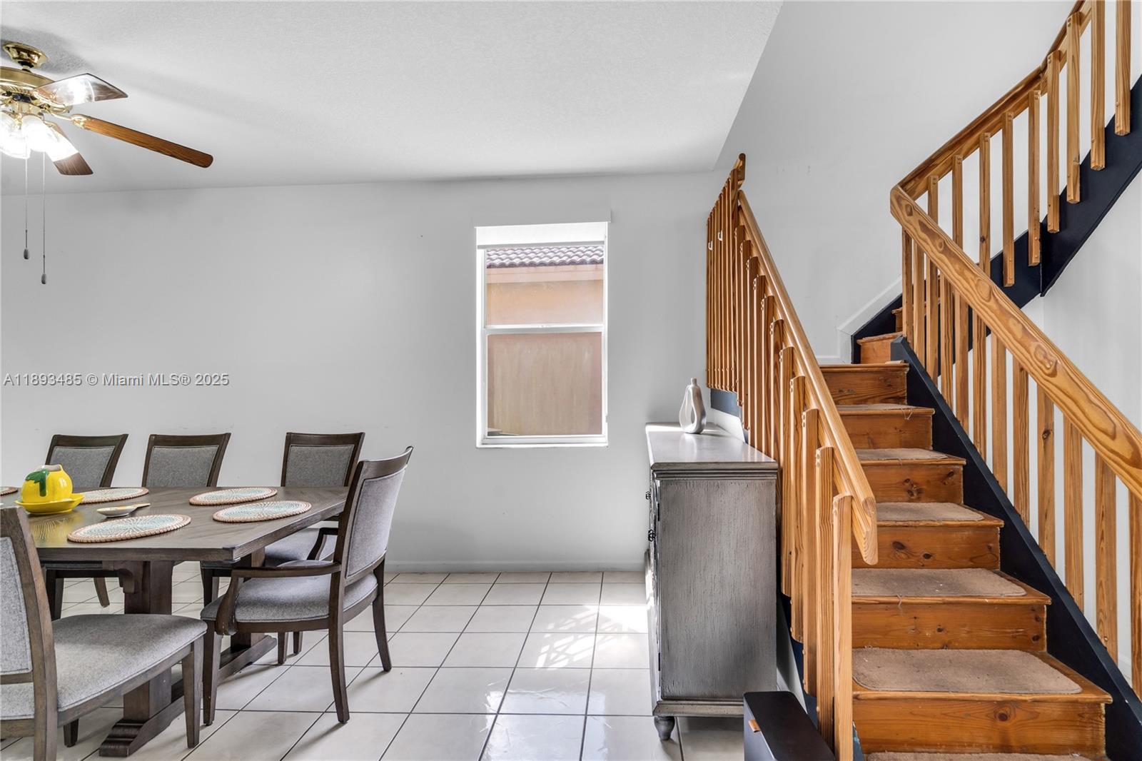 LANDINGS - Residential